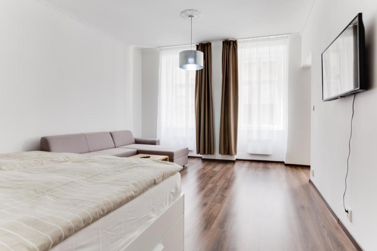 Free Days Luxury Apartment Prag Exterior foto