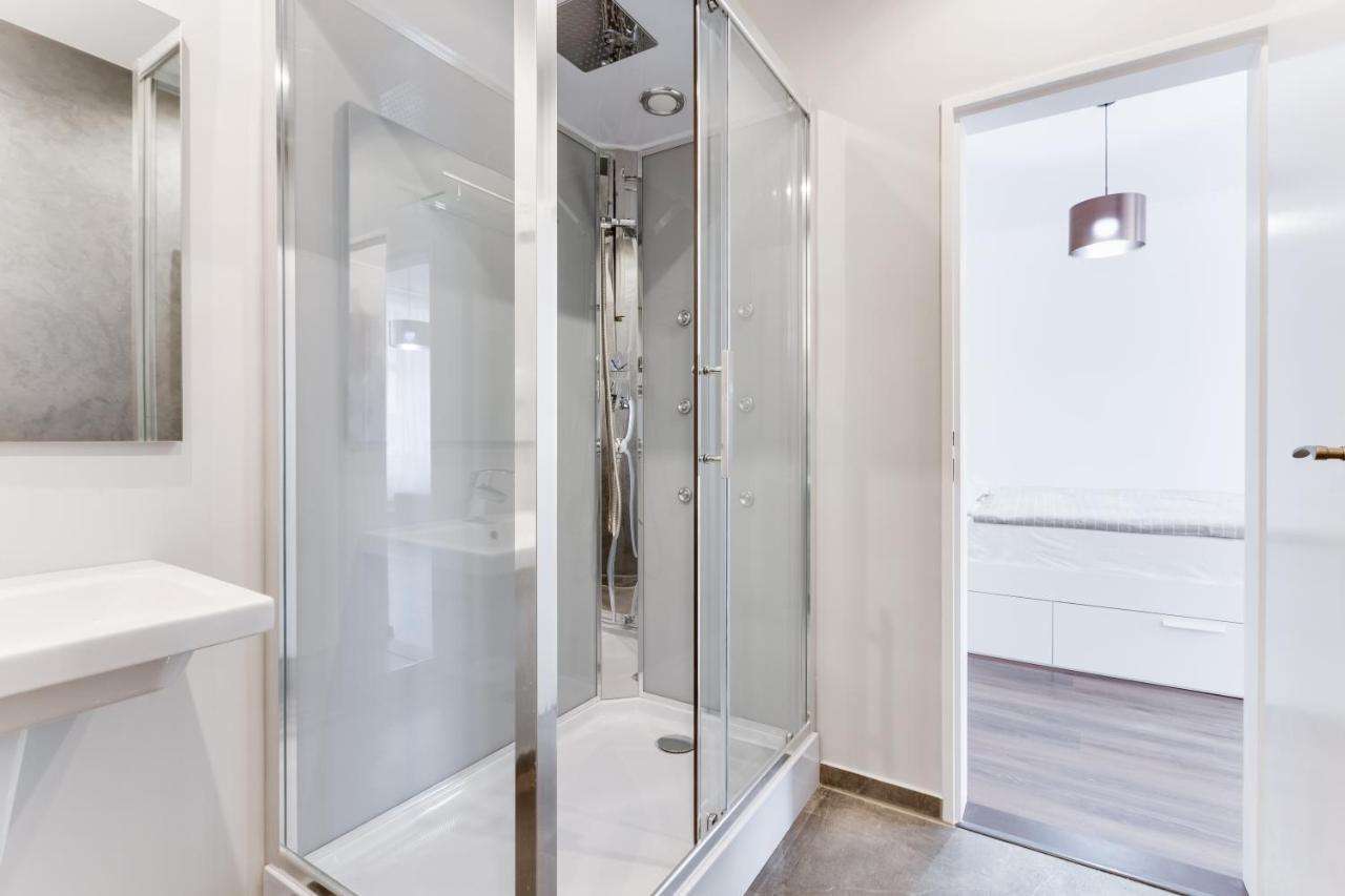 Free Days Luxury Apartment Prag Exterior foto